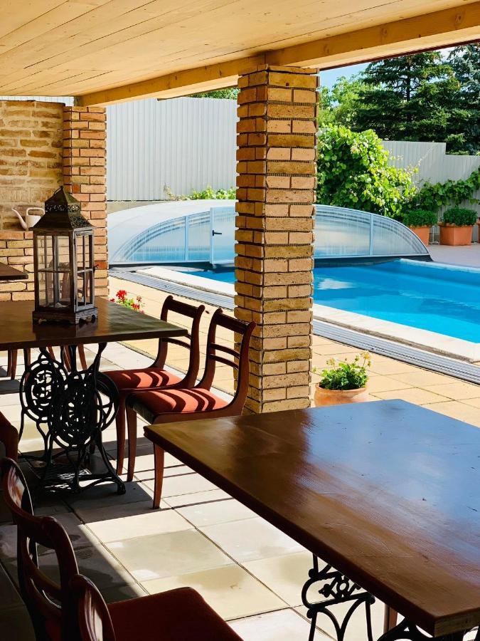 Lilium Villa Hévíz Exterior foto
